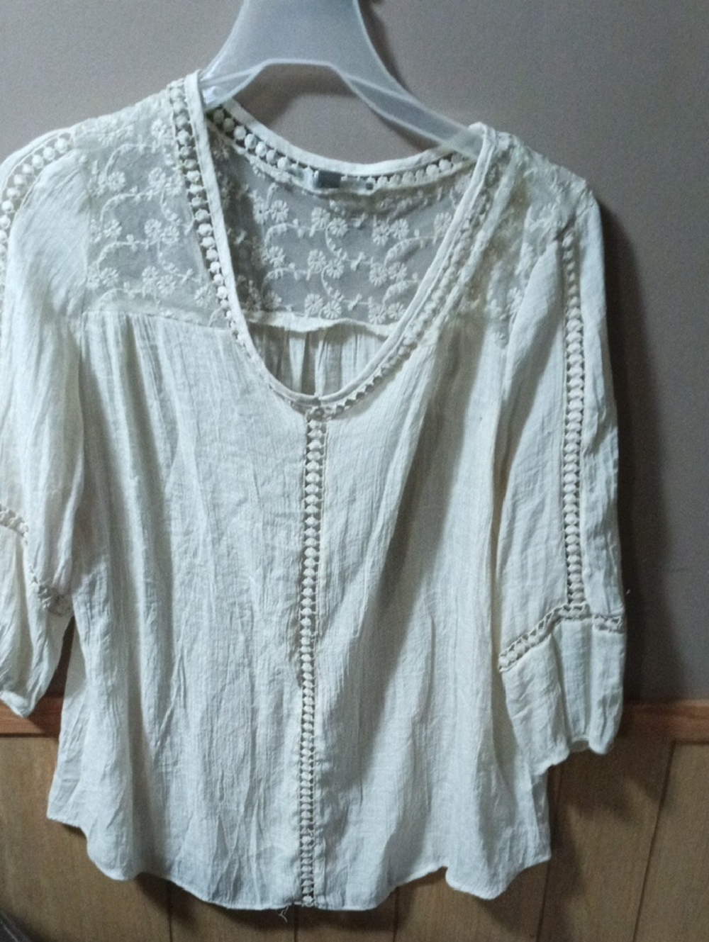 Womens Mid Sleeve Lacey Top